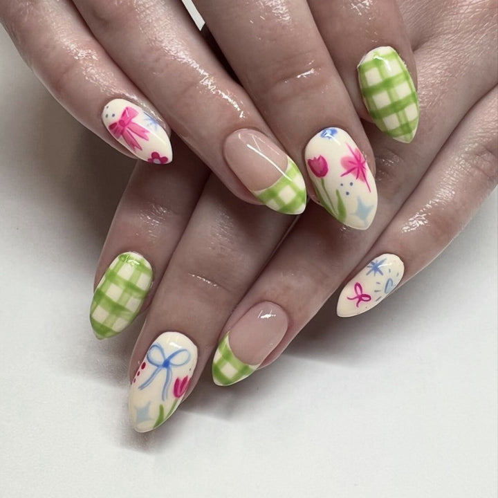 Floral Art Gel Press-On Nails Stornfield