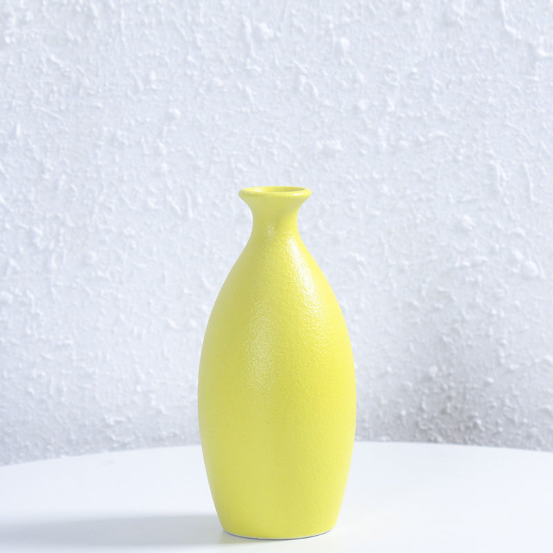 Minimalist Textured Ceramic Flower Vase Stornfeild