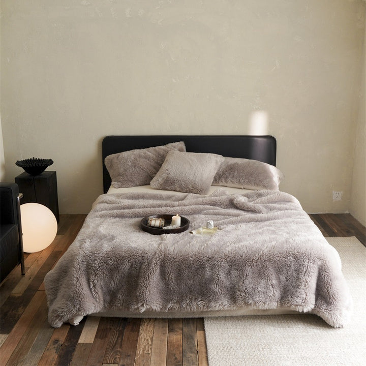 Large luxurious faux fur throw