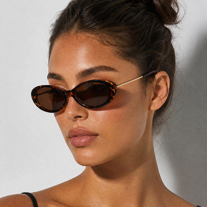 Retro-Inspired Oval Frame Sunglasses Stornfield