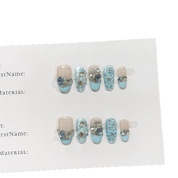 Stylish Decorative Press-On Nail Set
