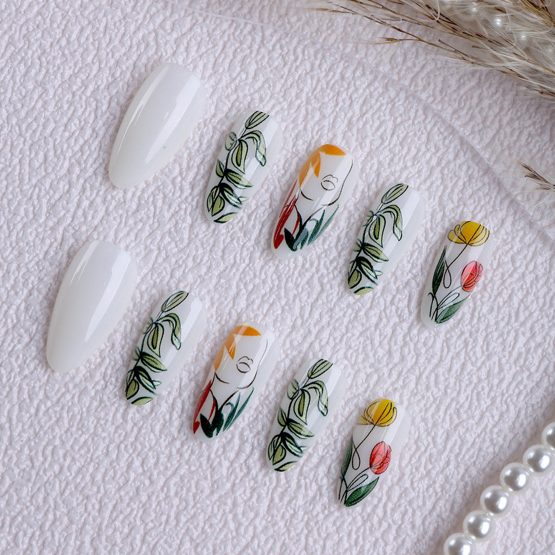 Artificial nails with floral patterns Stornfield