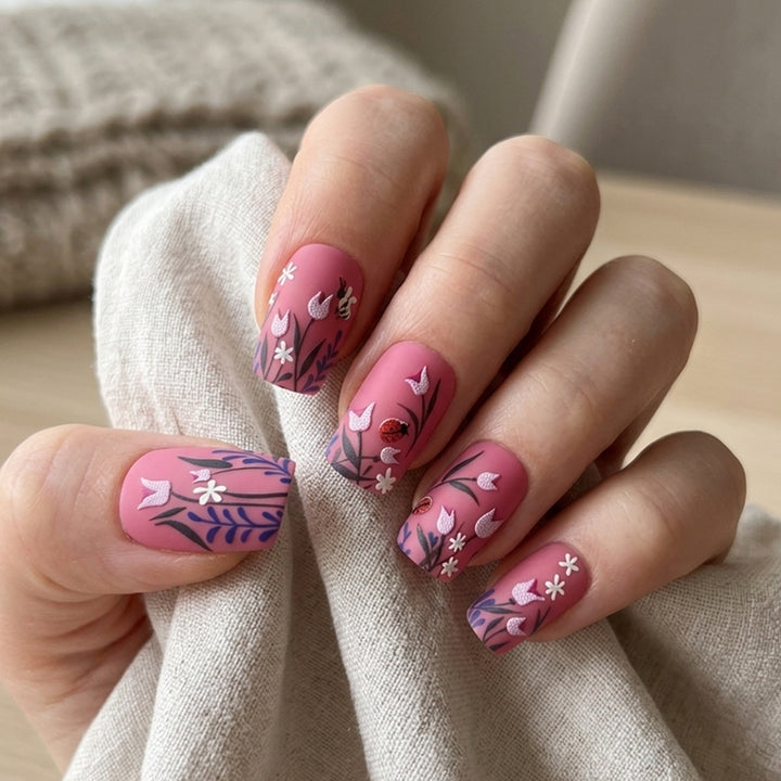 Floral-Design Matte Press-On Nails Stornfield