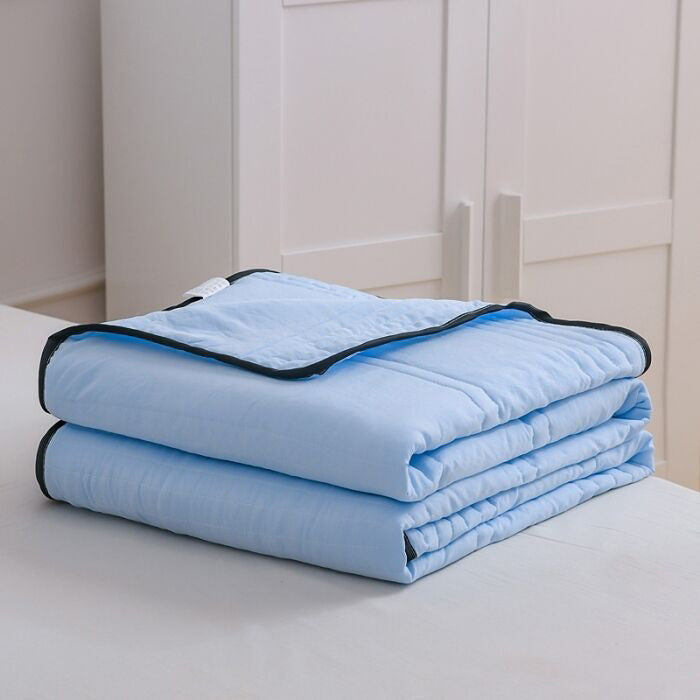 Lightweight Summer Cool Comforter Ultra Cozy Soft Blanket | Stornfield
