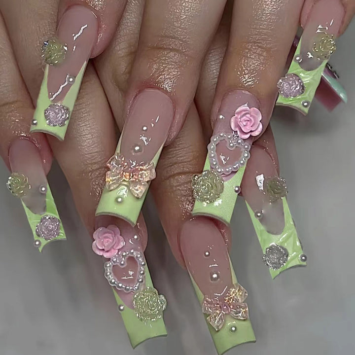Artistic Decorative Press-On Nails Stornfield