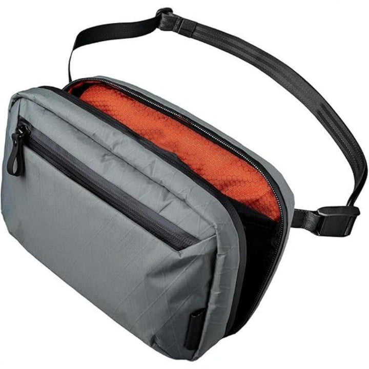 Practical shoulder bag with multiple organizing compartments Stornfield