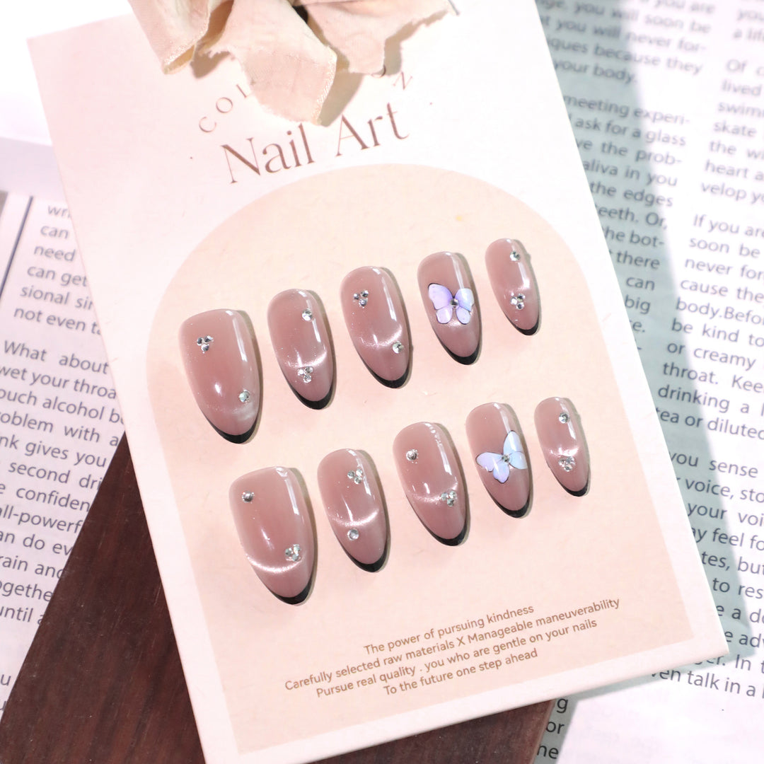 Artificial nail art with pearl and flower decorations Stornfield