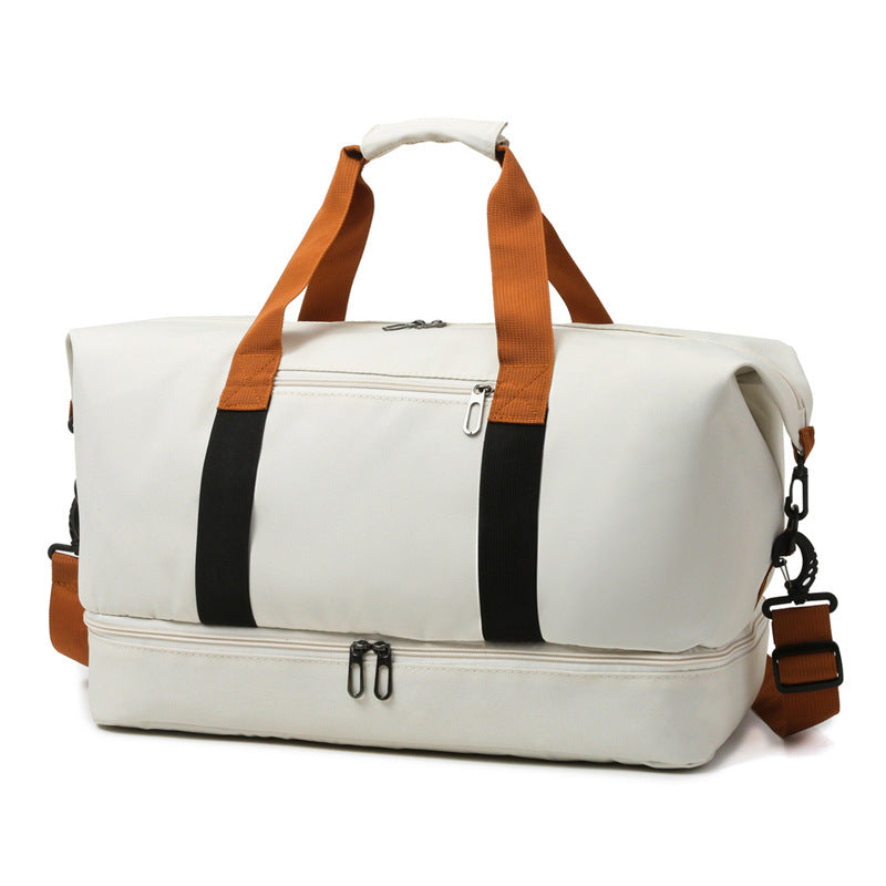 Sporty travel bag with adjustable shoulder strap and organizer compartments Stornfield