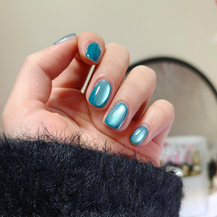 Premium Gel Finish Press-On Nail Set Stornfield