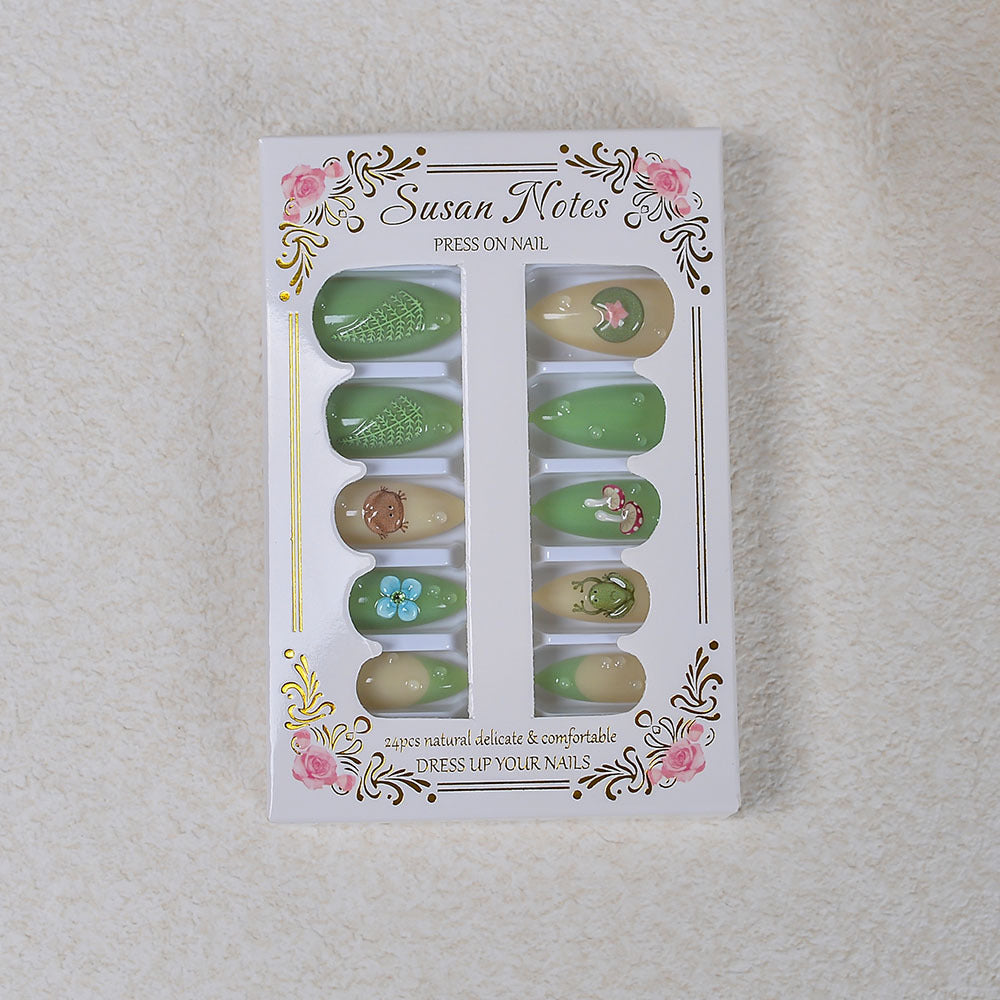 Nature-Themed Artistic Press-On Nails Stornfield