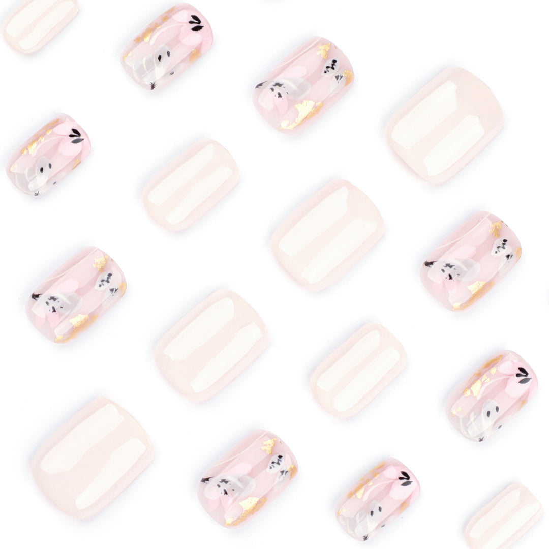 Elegant Artificial Nail Design with Floral Accents Stornfield