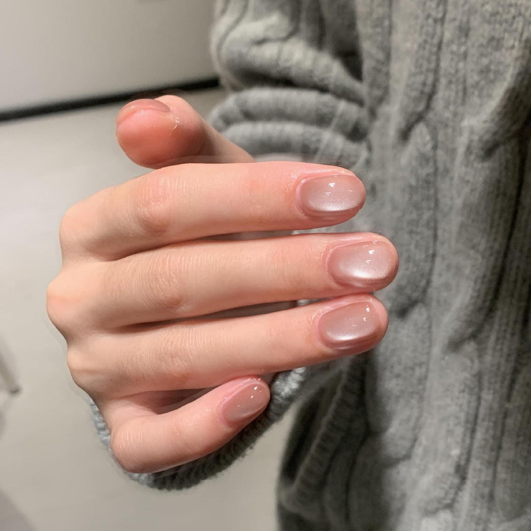 Artificial nails in modern ombre design Stornfield