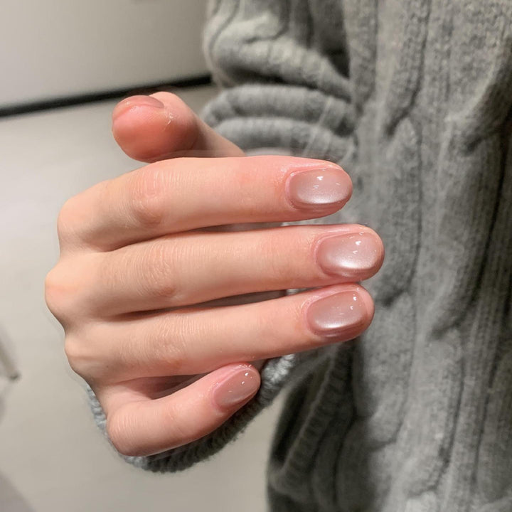 Artificial nails in modern ombre design Stornfield