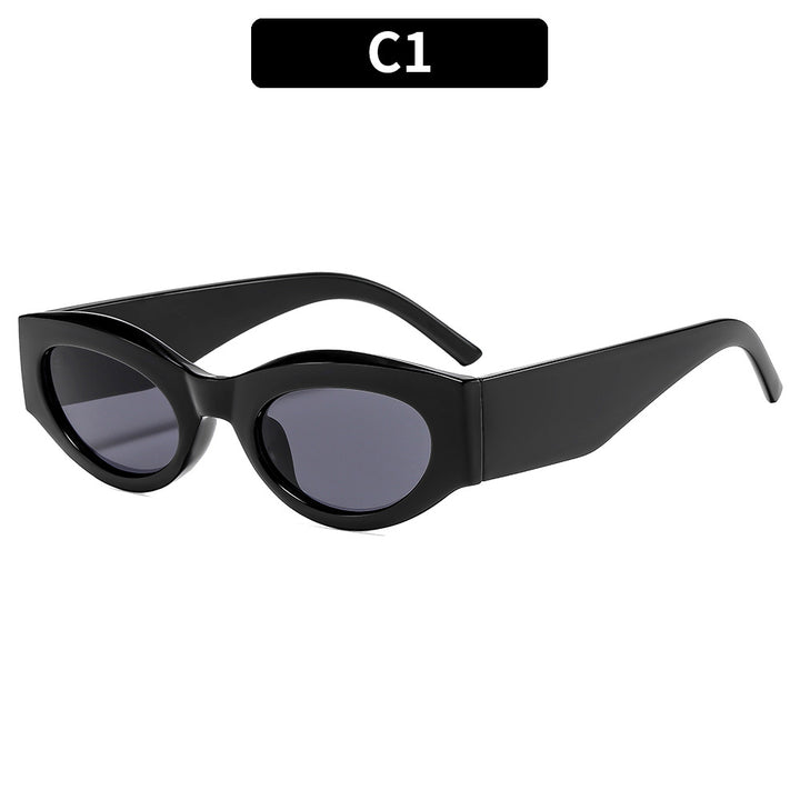 Chic Retro-Inspired Oval Sunglasses