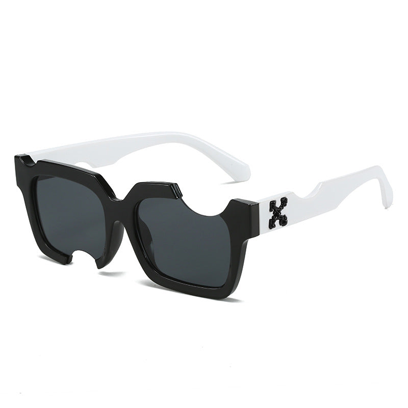 Women's modern, geometric sunglasses with exceptional frame Stornfield