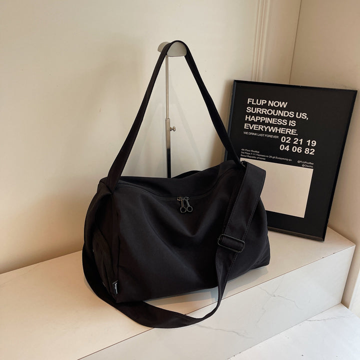 Multifunctional Sports Bag with Practical Carrying Options Stornfield