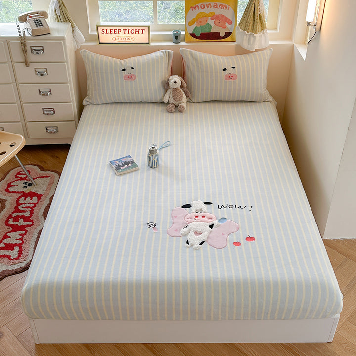 Striped Fitted Bed Sheet Set with 3D Cow Appliqué and Matching Pillowcases