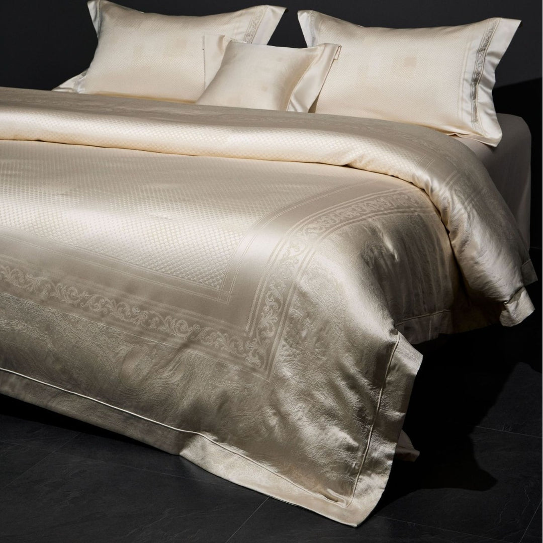 Luxurious Jacquard Satin Duvet Cover Set with Pillow Shams