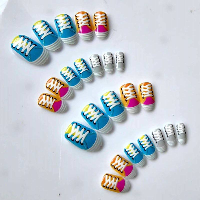 Artificial nails in sneaker design Stornfield