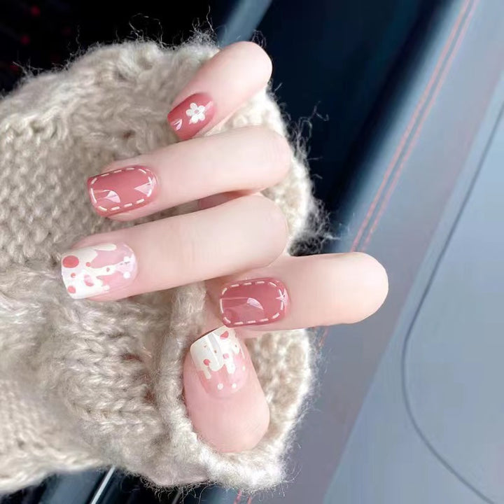 Artistic nail decoration in floral design Stornfield