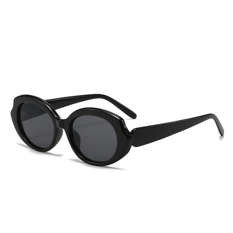 Women's fashionable round designer sunglasses Stornfield