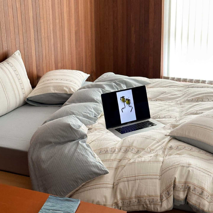 Brushed Cotton Stripe-Embroidered Duvet Cover Set