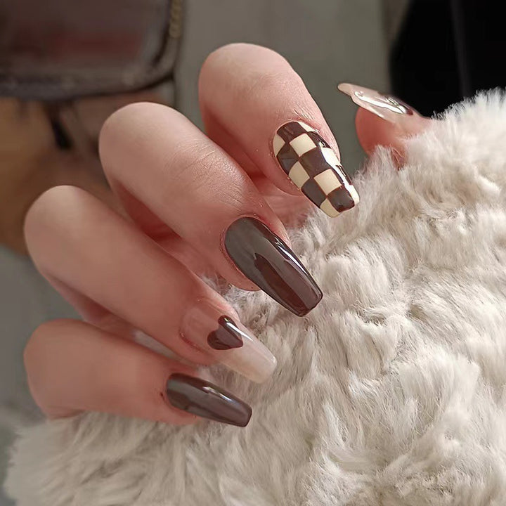 Artistic Checkered Nail Art Stornfield