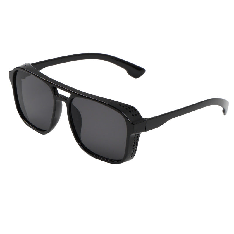 Ladies fashionable sunglasses with distinctive design and luxurious accents Stornfield