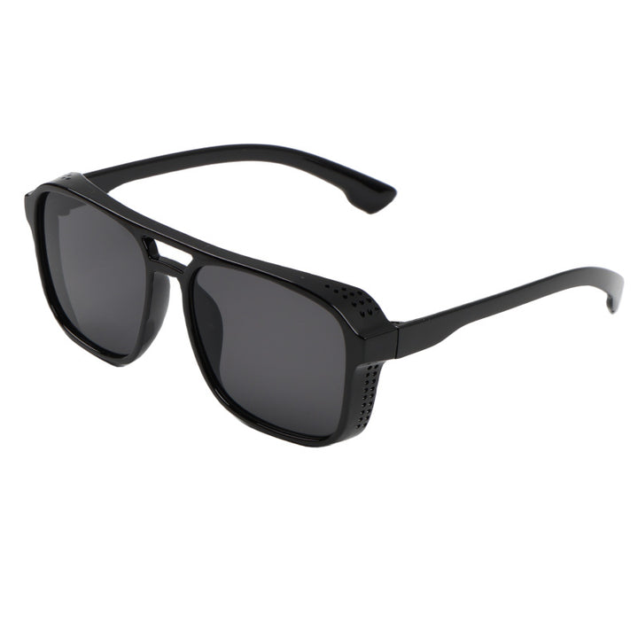 Ladies fashionable sunglasses with distinctive design and luxurious accents Stornfield