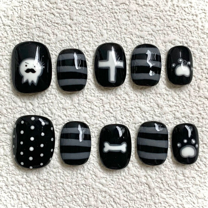 Thematic Press-On Nail Art Stornfield
