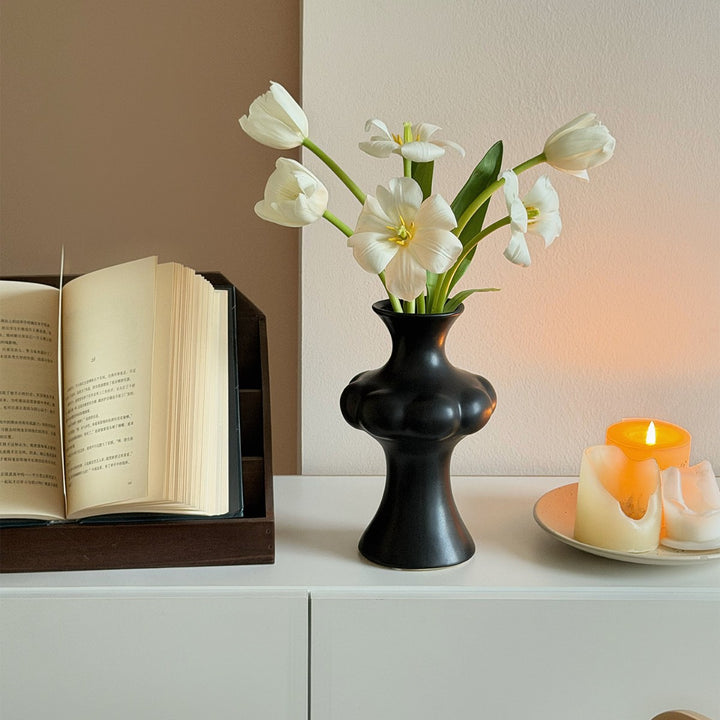Artistic Table Vase for Home Decor Display