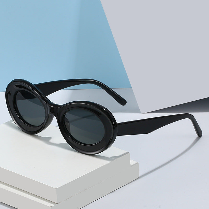 Ladies fashionable sunglasses in oval design Stornfield