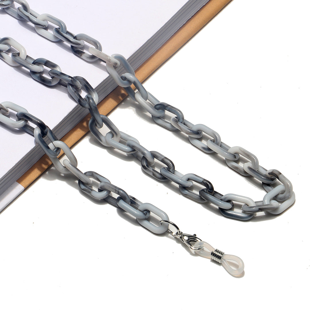 Stylish Chain Eyewear Holder Stornfield