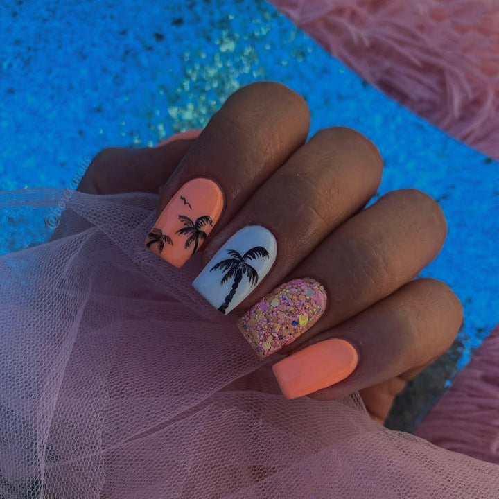 Artificial nails with tropical palm motif Stornfield