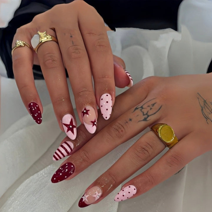 Artful Nail Set with Festive Star Design Stornfield