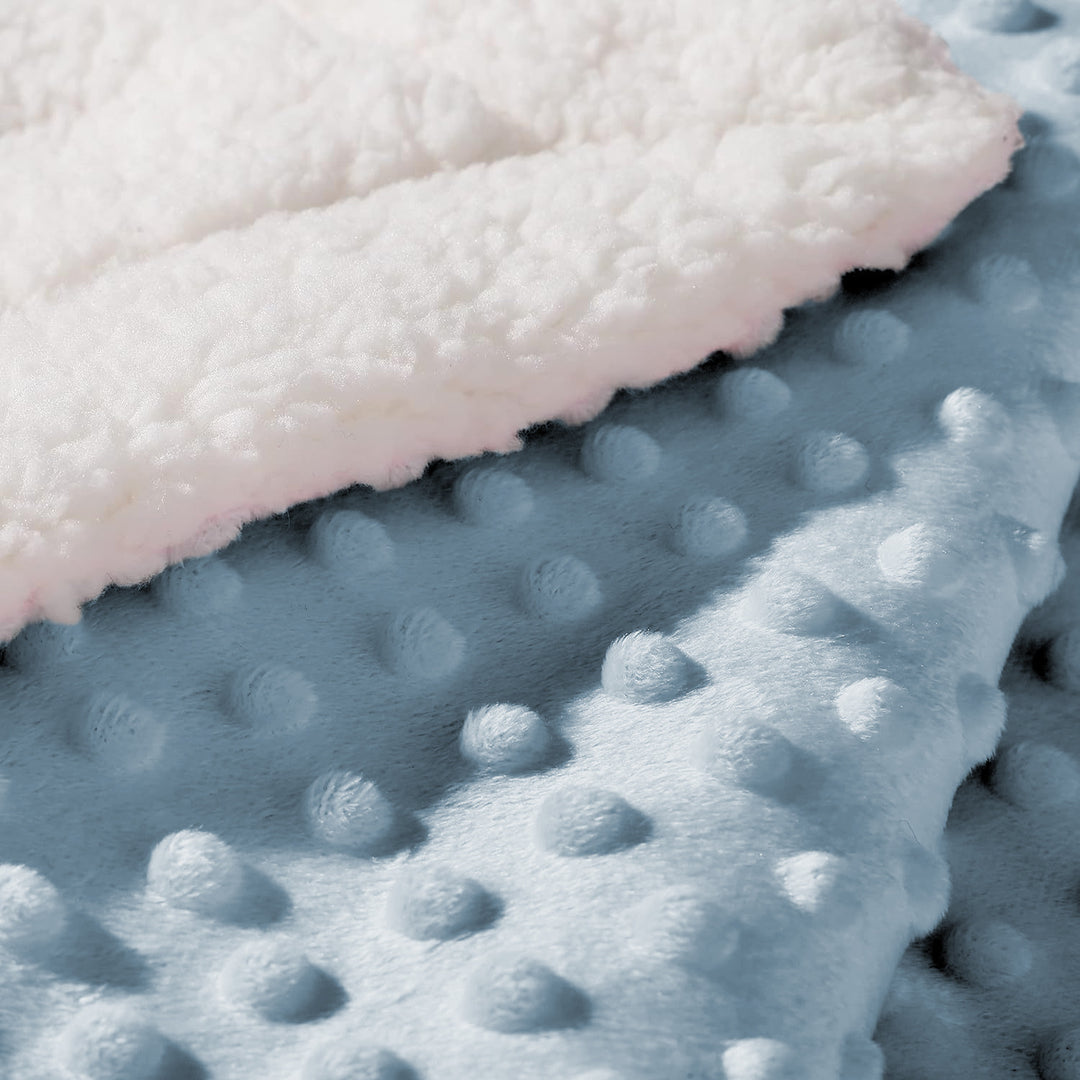soft and reversible cozy blanket Stornfield