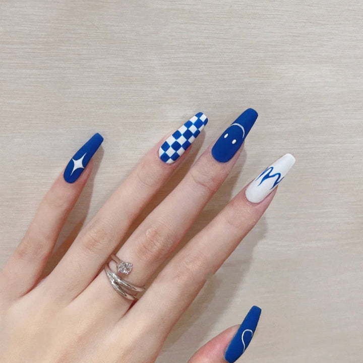 Artificial nail set with creative geometric design Stornfield