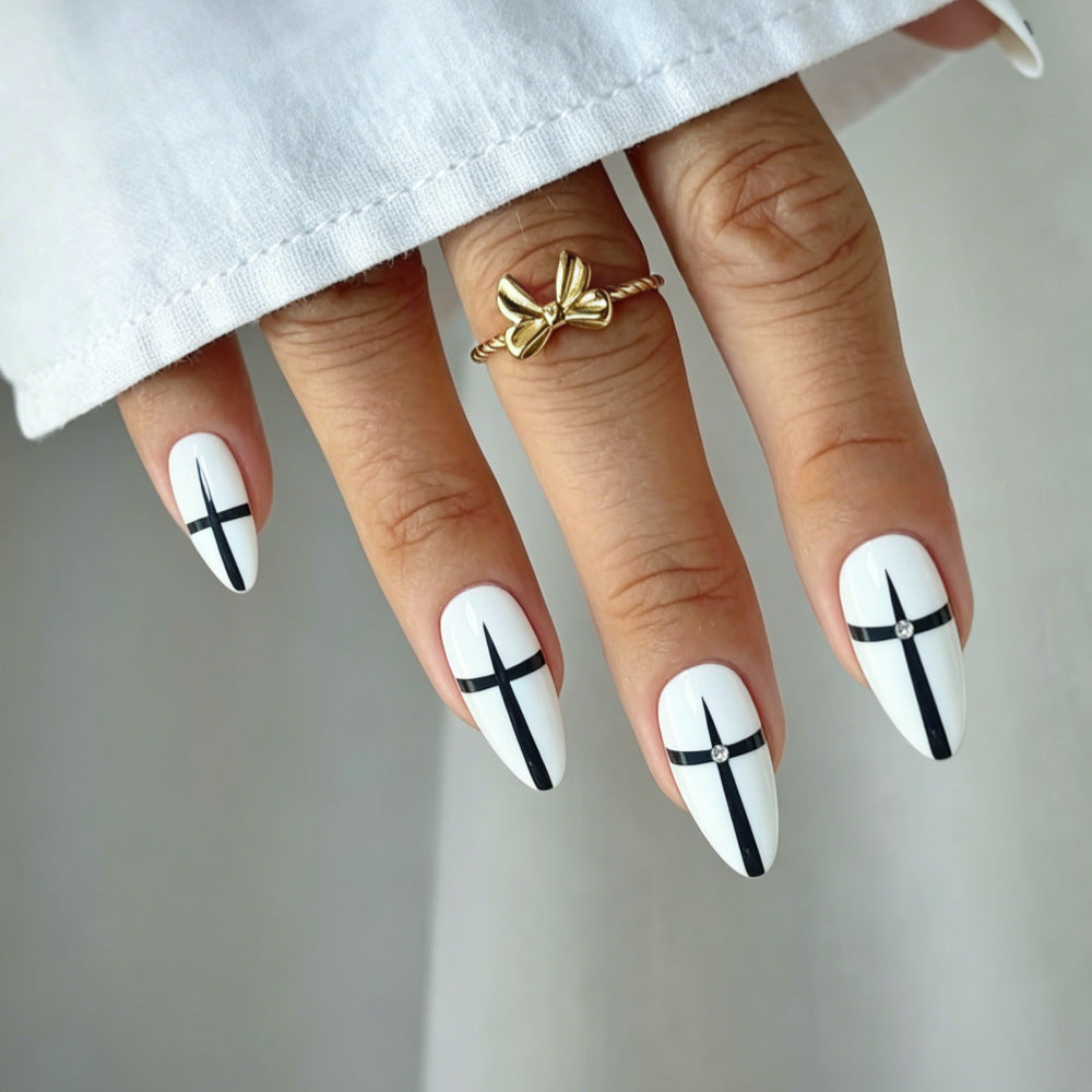 Artificial nails with elegant geometric design Stornfield