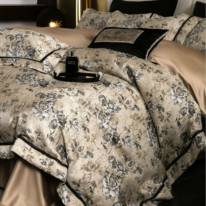 Luxury Floral Jacquard Bedding Set with Duvet Cover and Shams