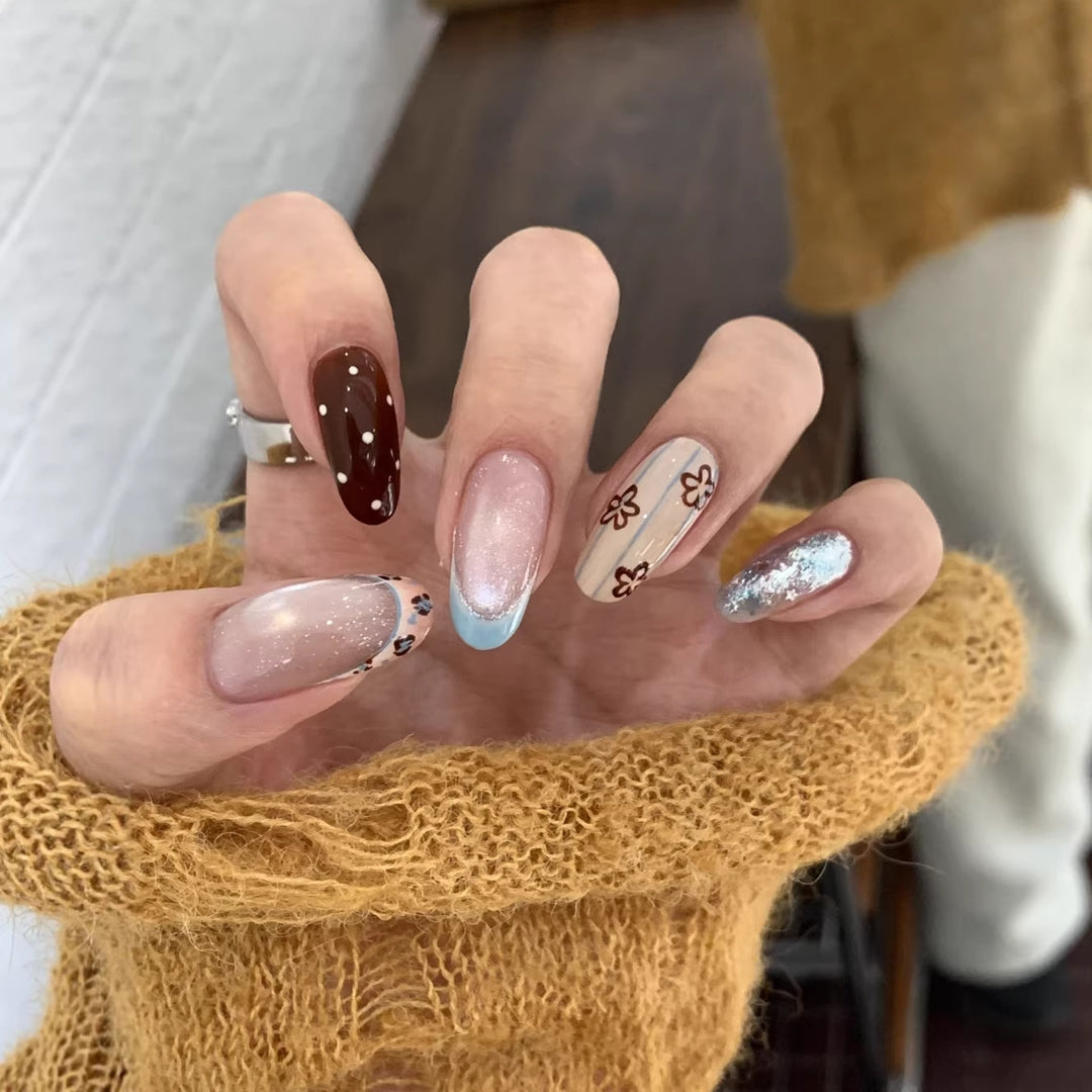 Artistic Floral Press-On Nail Art