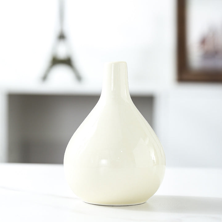 Modern Ceramic Teardrop Vase Stornfeild