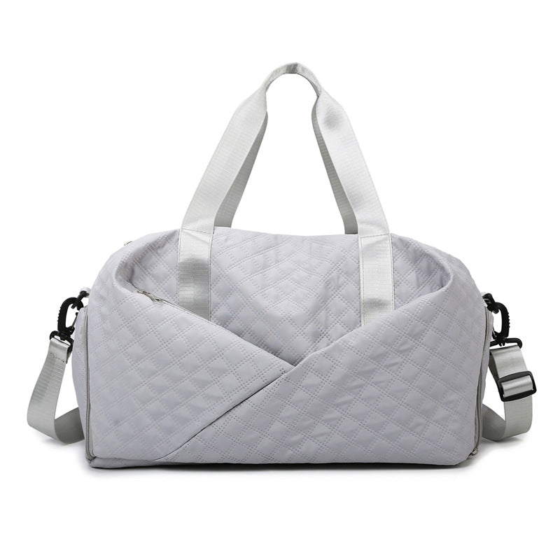 Sporty travel bag with elegant quilted pattern Stornfield