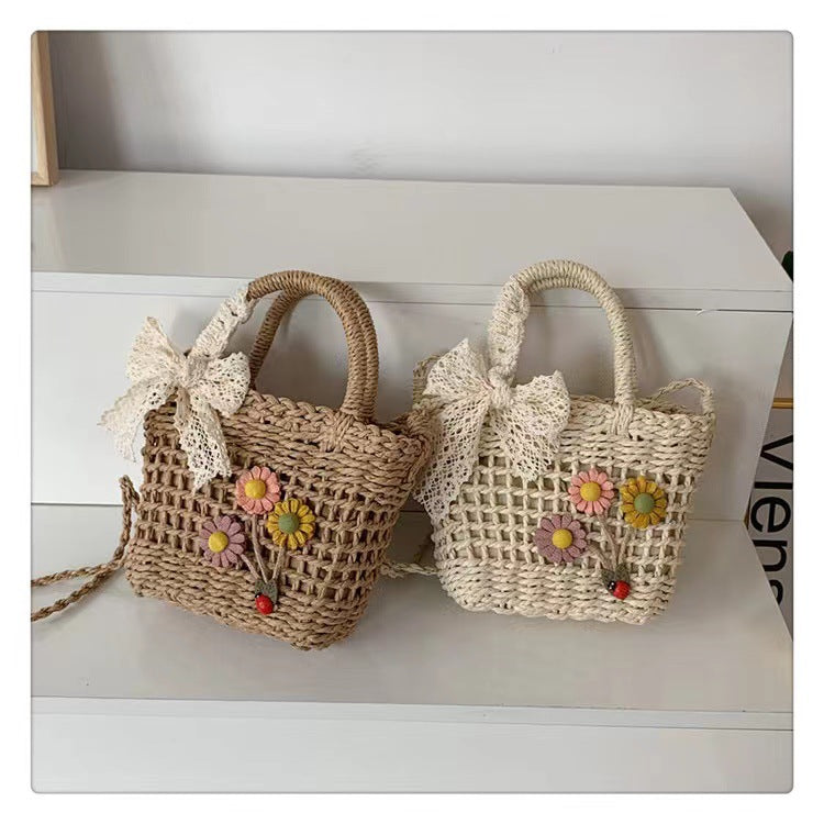 Playful basket bag with floral accents Stornfield