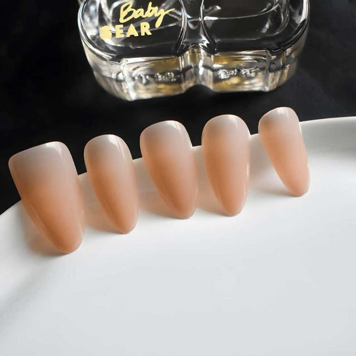 Elegant Almond-Shaped Press-On Nails Stornfield