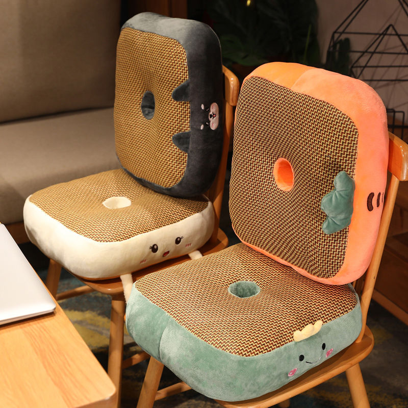 Cute comfort seat cushion with 3D design Stornfield