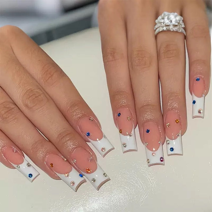 Artificial nails with sparkling rhinestone accents Stornfield