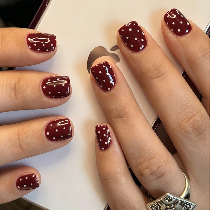 Creative Nail Art with Dots Stornfield