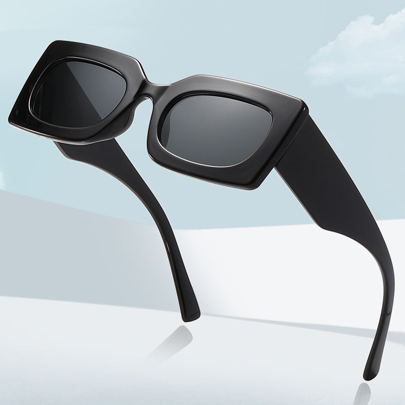 Women's Fashion Sunglasses in Modern Square Design Stornfield