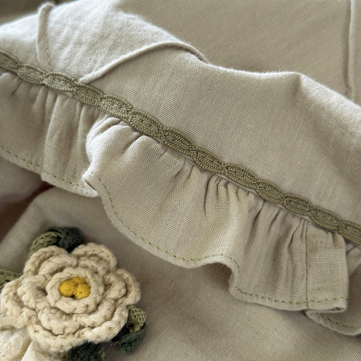 Ruffled Cotton-Linen Duvet Cover Set with Embroidered Rose Appliqué & Pillow Shams