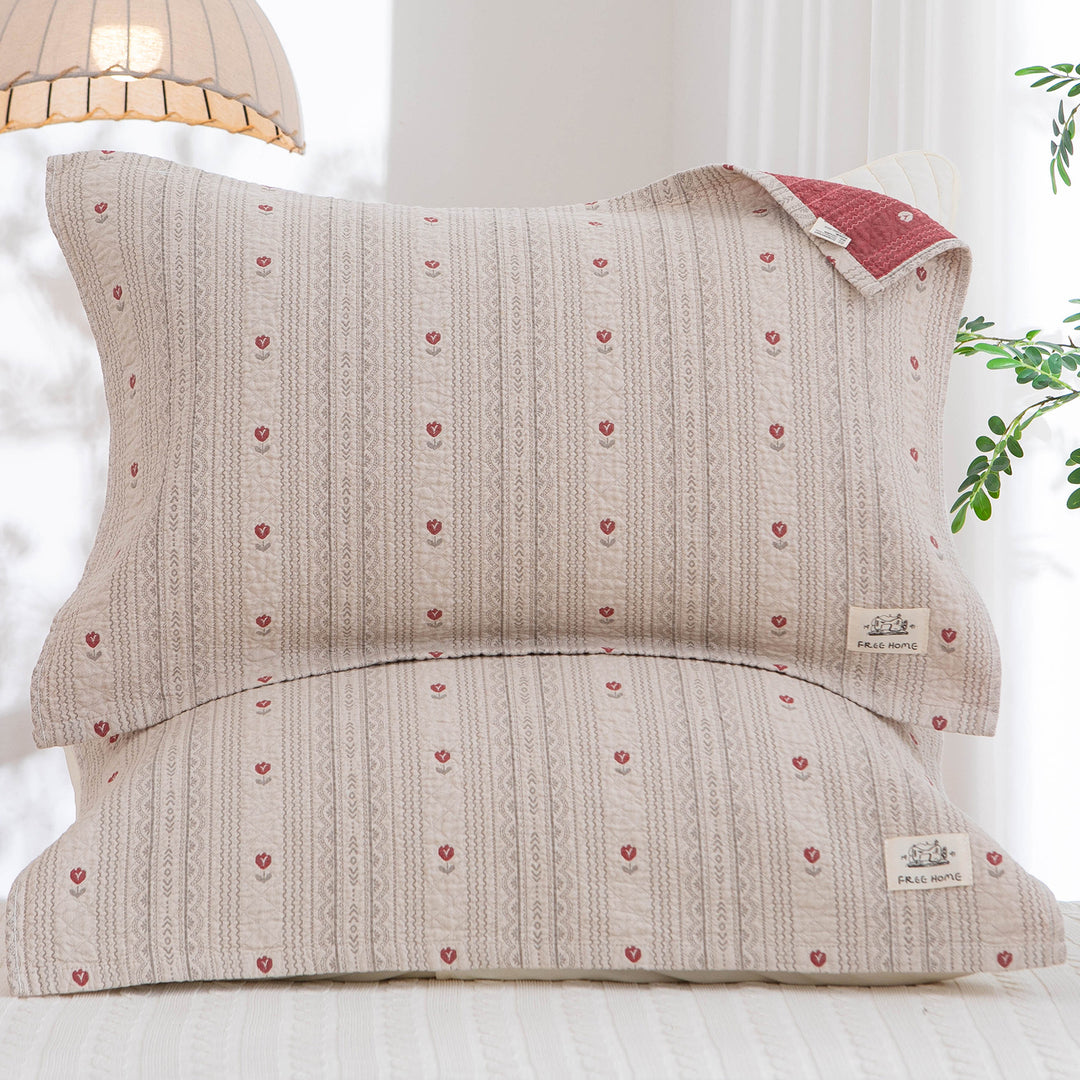 Women's pillowcase with modern checkered pattern Stornfield
